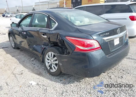 2013 Nissan Altima 2.5 S z USA, uszkodzony, nr VIN 1N4AL3AP9DC244250